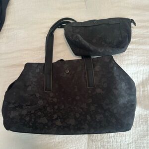 lululemon athletica Black Camo Go Getter Travel Bag and Cosmetic Bag Set